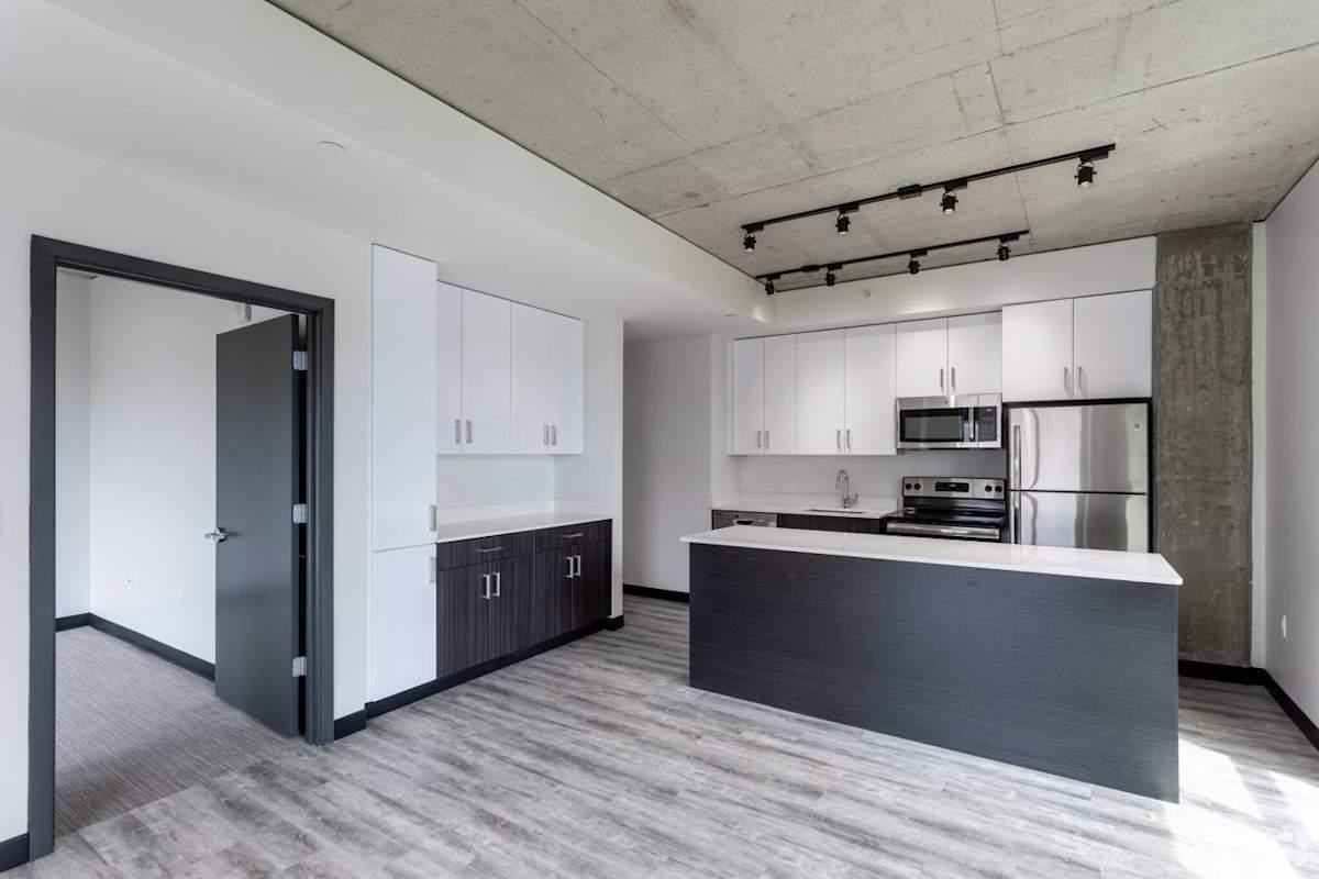 1818 Sw 4th Ave - Photo 7 of 22