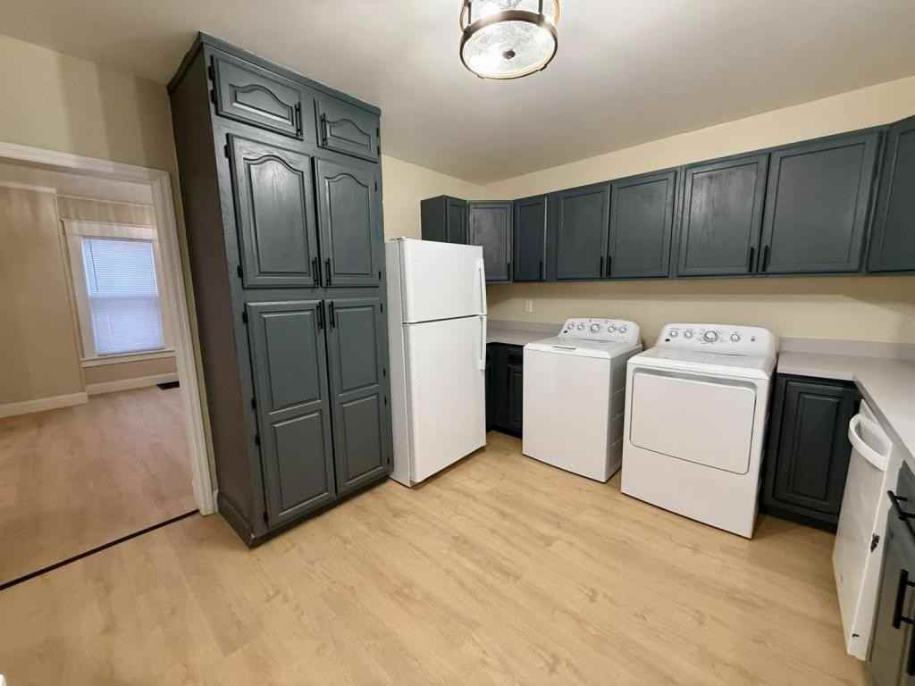 35 Hess Ave - Photo 3 of 23