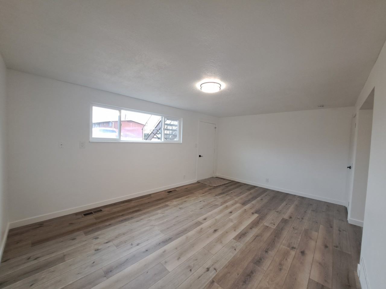 445 Eastsouth #3 - Photo 4 of 13