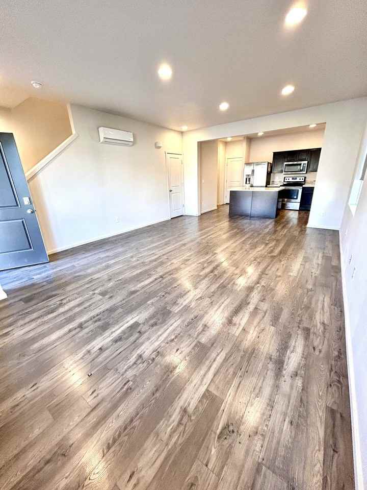 11727 Ne 22nd Way - Photo 4 of 20