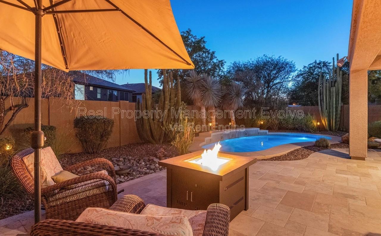 3331 W Hemingway Ln - Photo 3 of 50