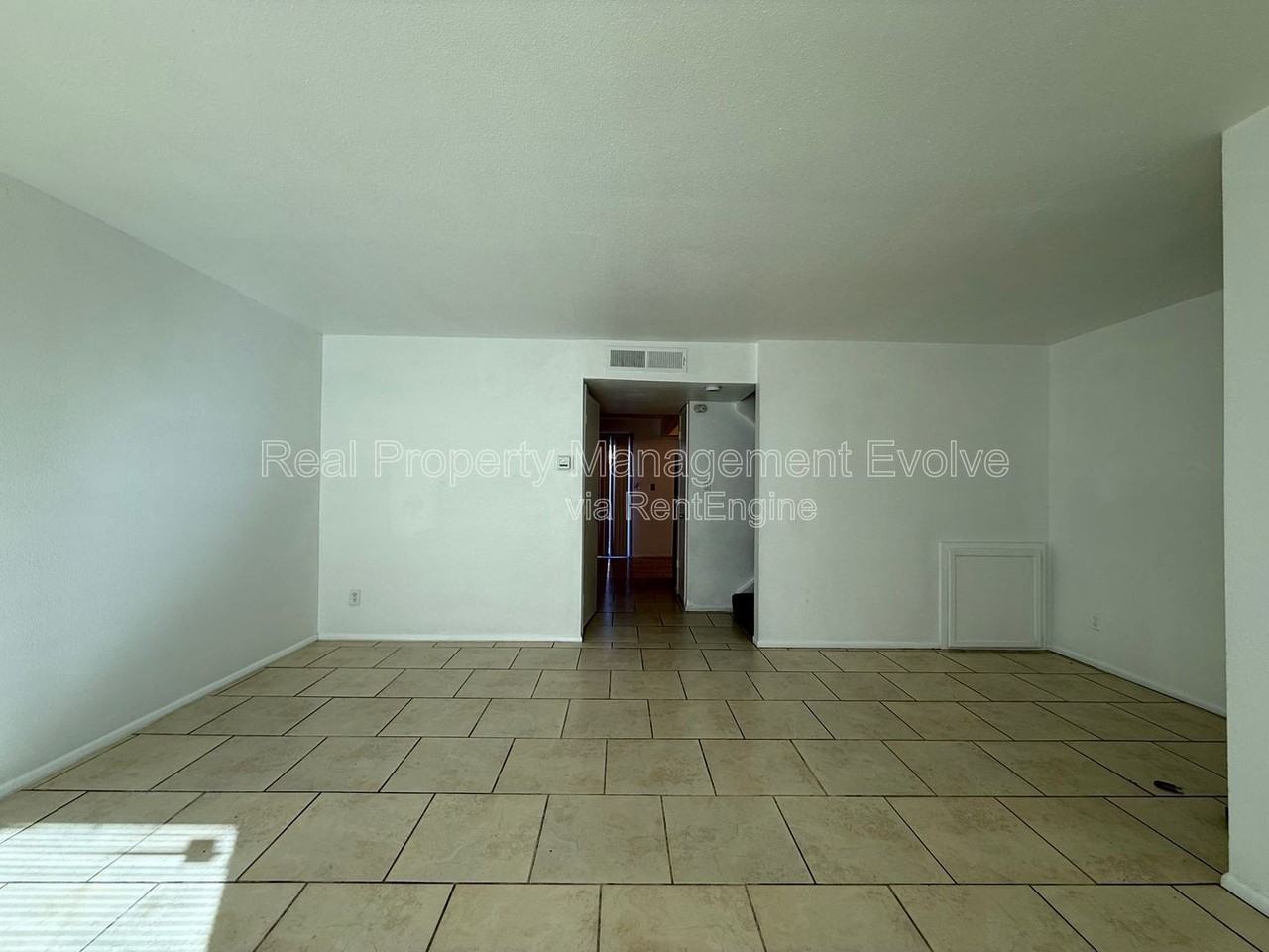 3840 N 43rd Ave #38 - Photo 5 of 24