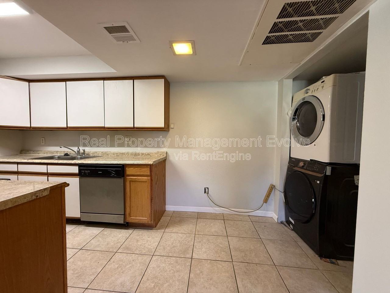 1336 E Mountain View Rd #104 - Photo 5 of 18