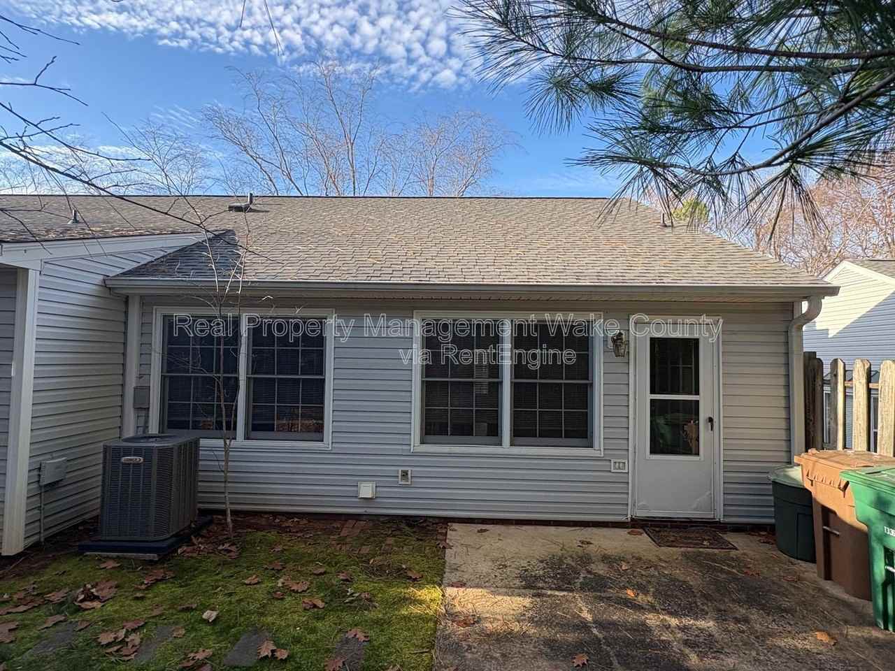 106 N Mclean Ct - Photo 2 of 27