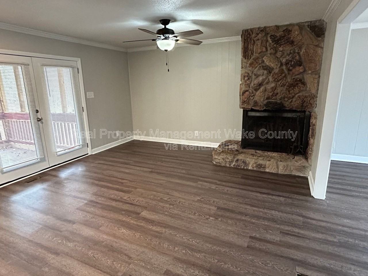 606 Infinity Rd - Photo 5 of 33