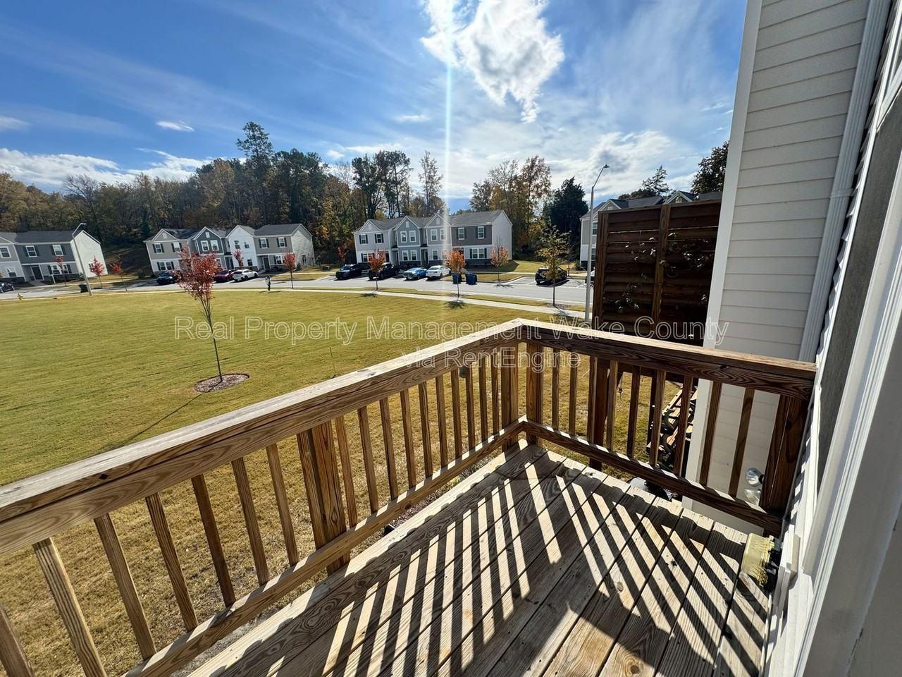 2727 Chert Ln - Photo 2 of 28