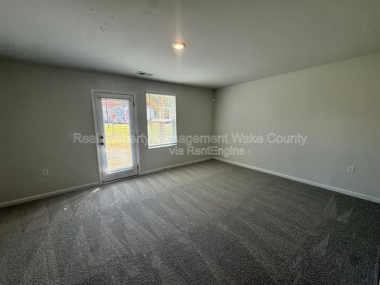 2727 Chert Ln - Photo 5 of 28