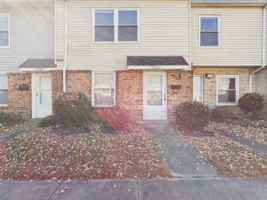 featured image of 1528 Darren Cir