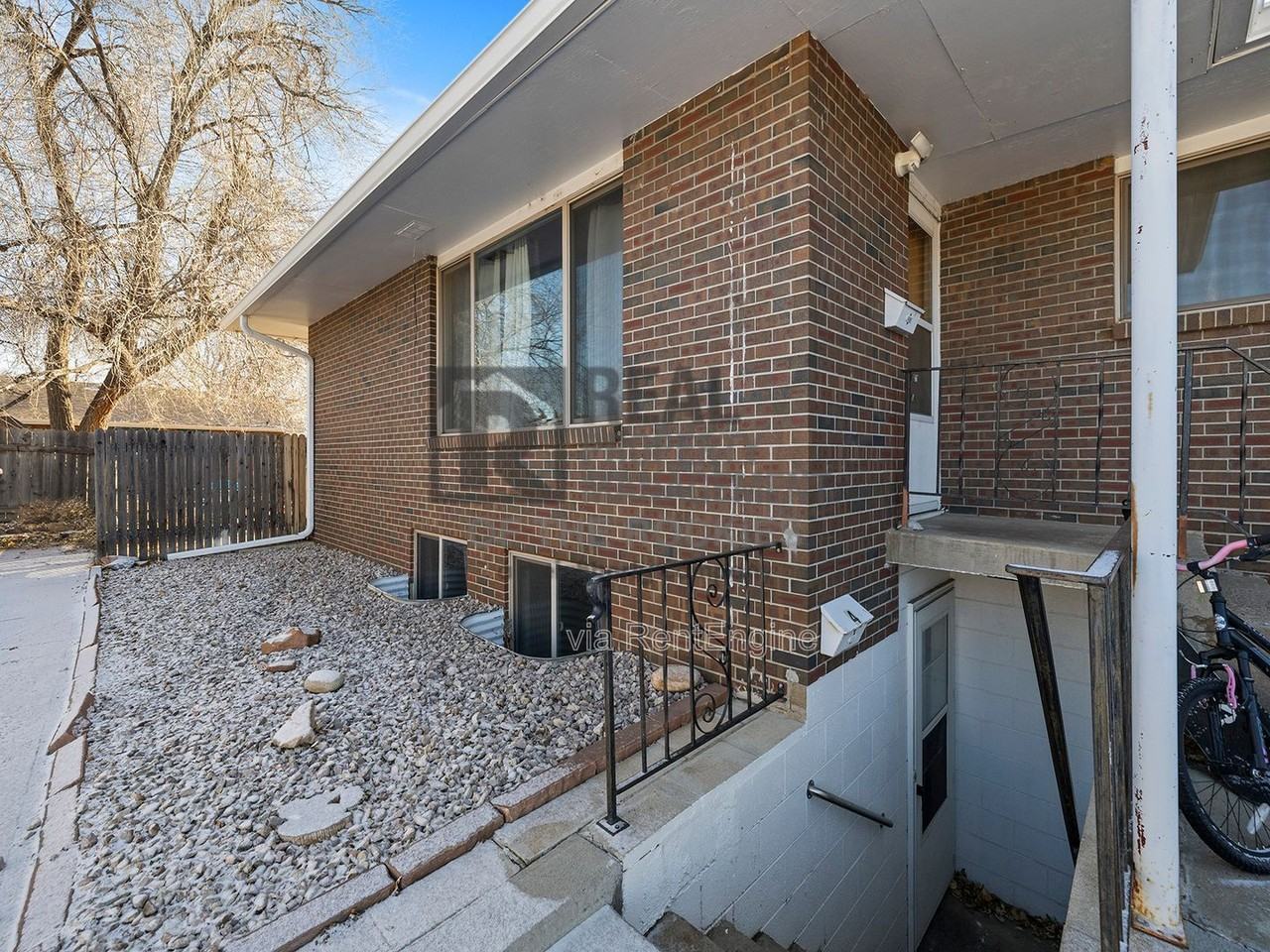 1116 Alford St #4 - Photo 2 of 15