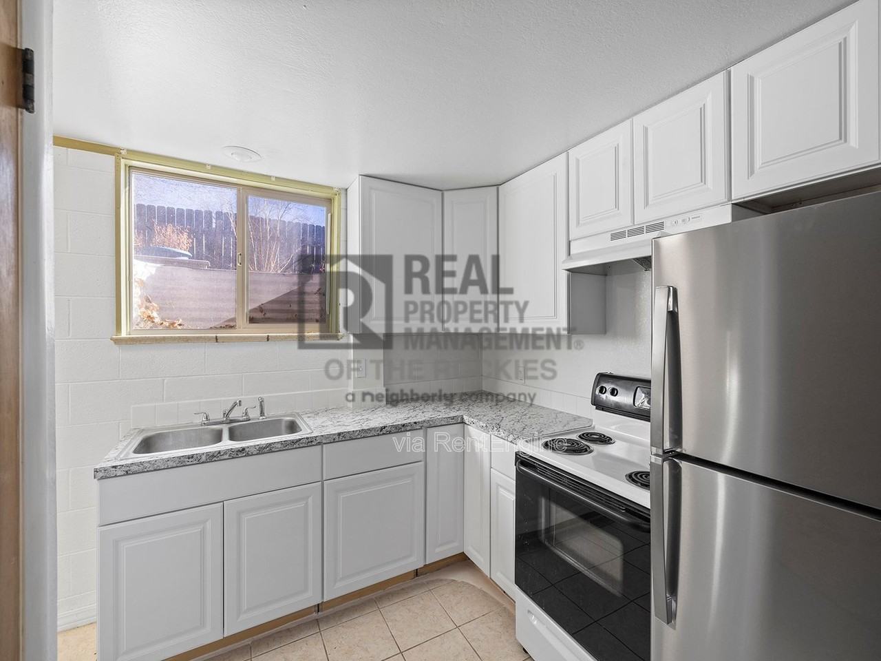 1116 Alford St #4 - Photo 6 of 15