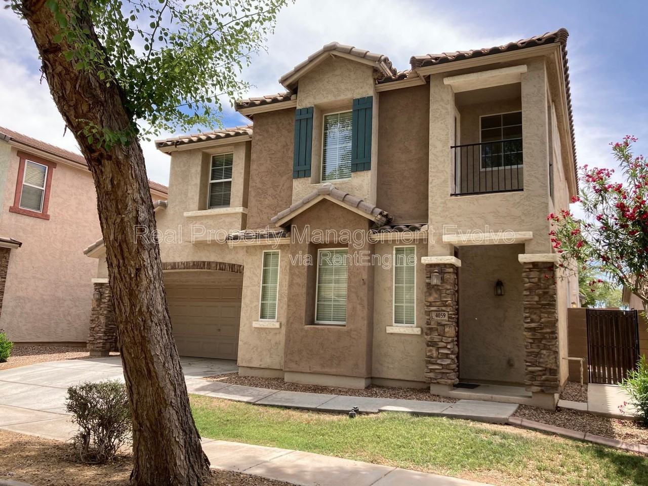 4059 E Carla Vista Dr - Photo 2 of 25