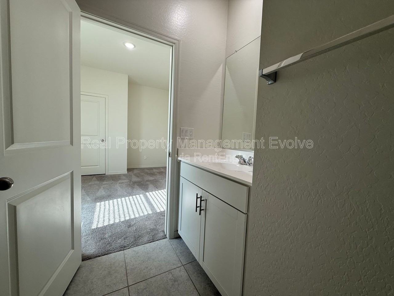 4710 N 194th Dr - Photo 5 of 28