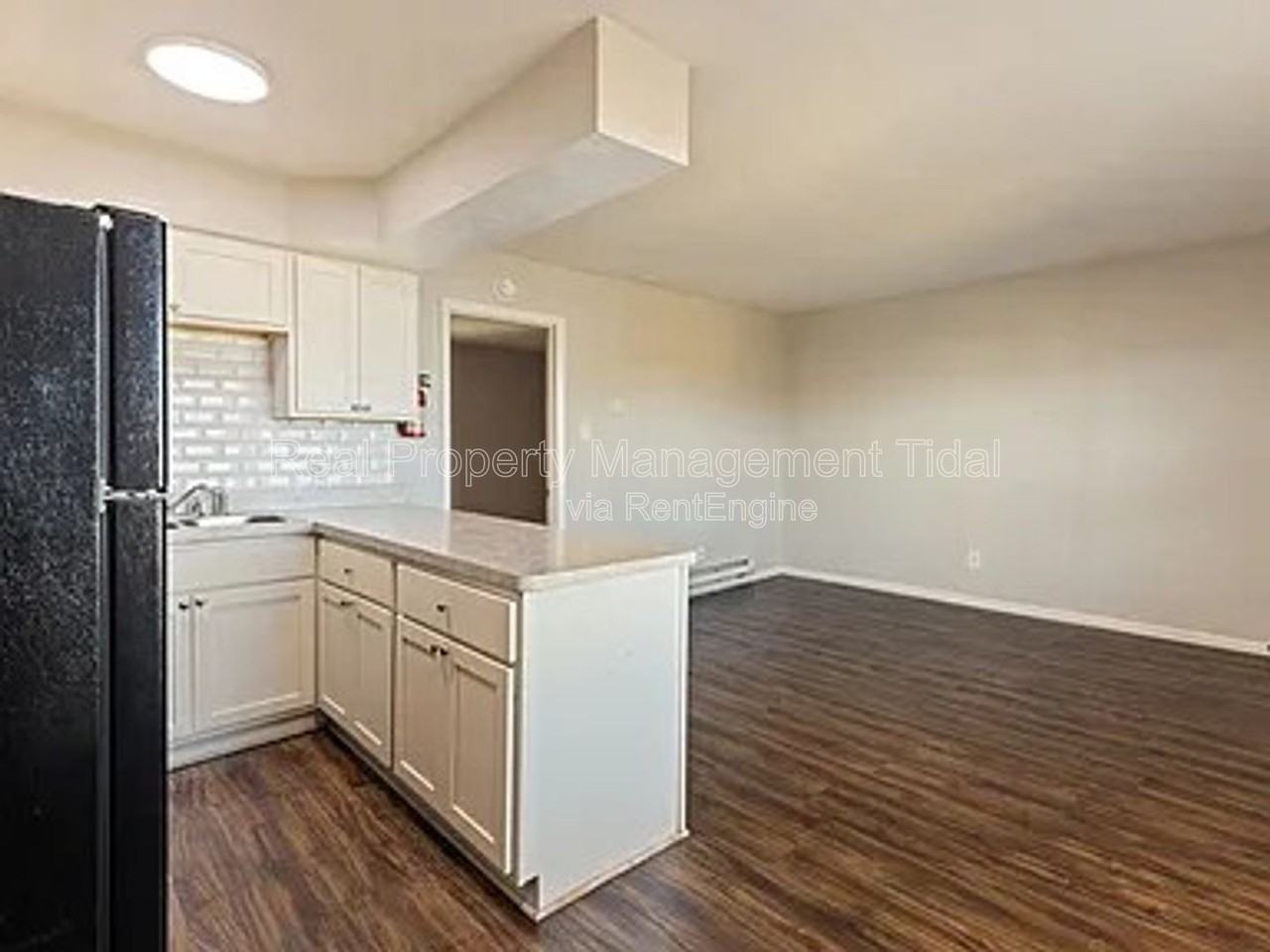 5667 Brickell Rd #6 - Photo 6 of 12