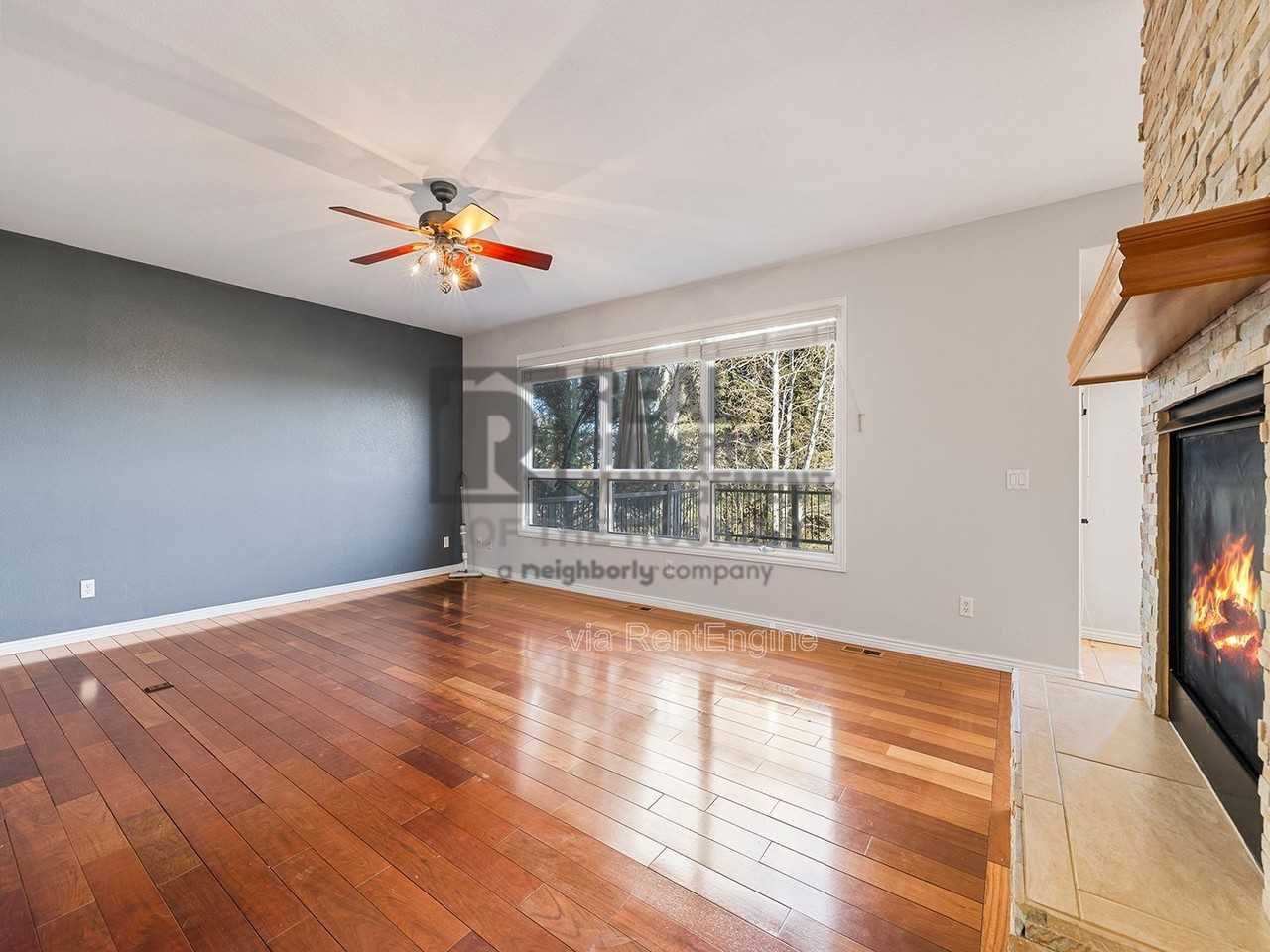 1185 Trails End Ct - Photo 5 of 24