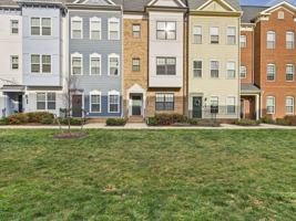 featured image of 5404 Coopers Walk Ln