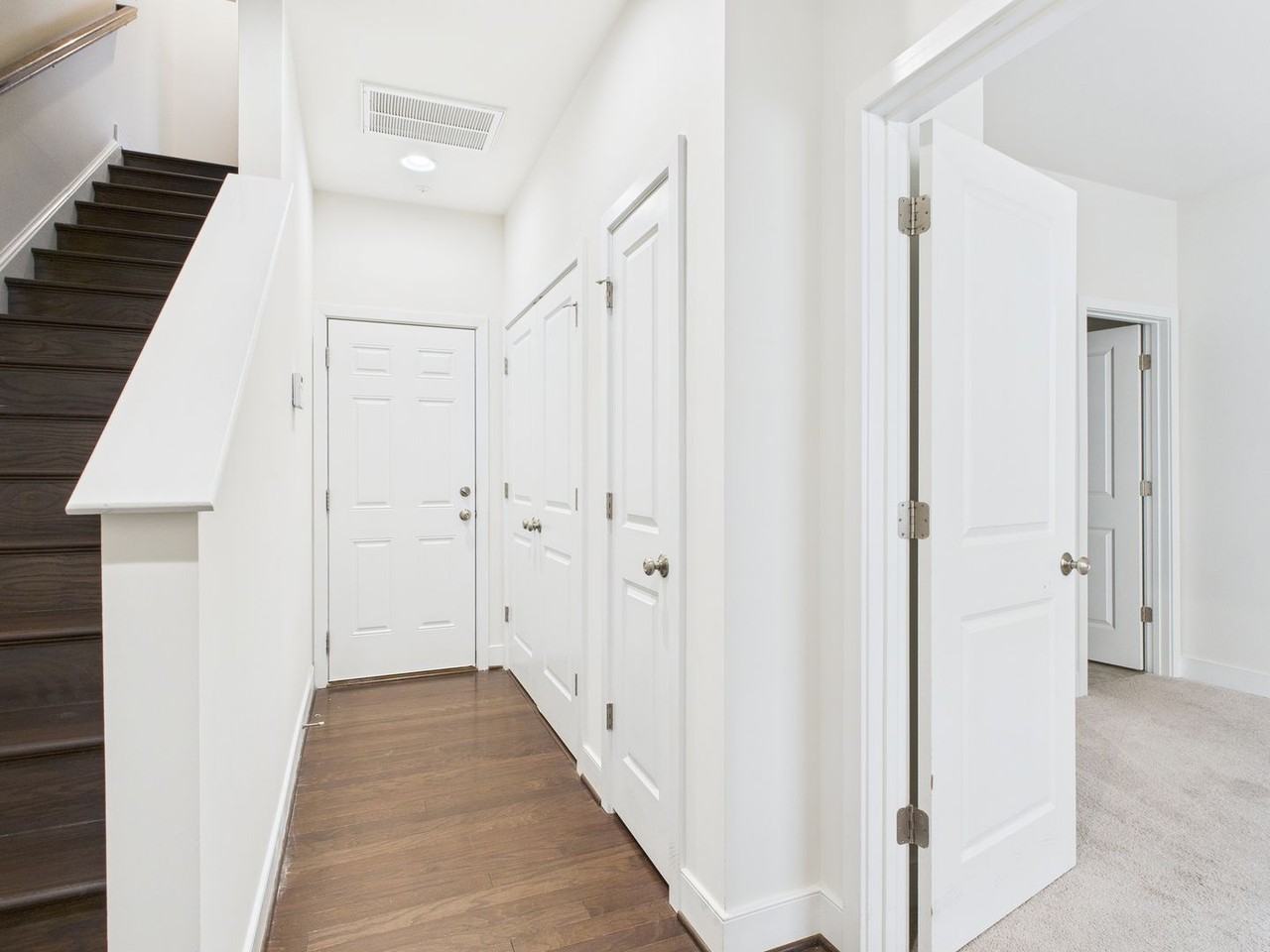 5404 Coopers Walk Ln - Photo 4 of 43