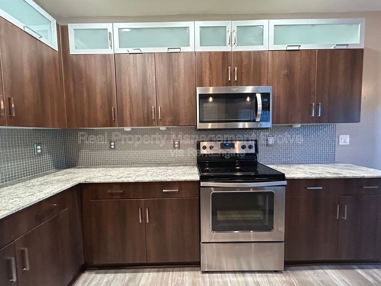 2329 E Hidalgo Ave - Photo 7 of 30