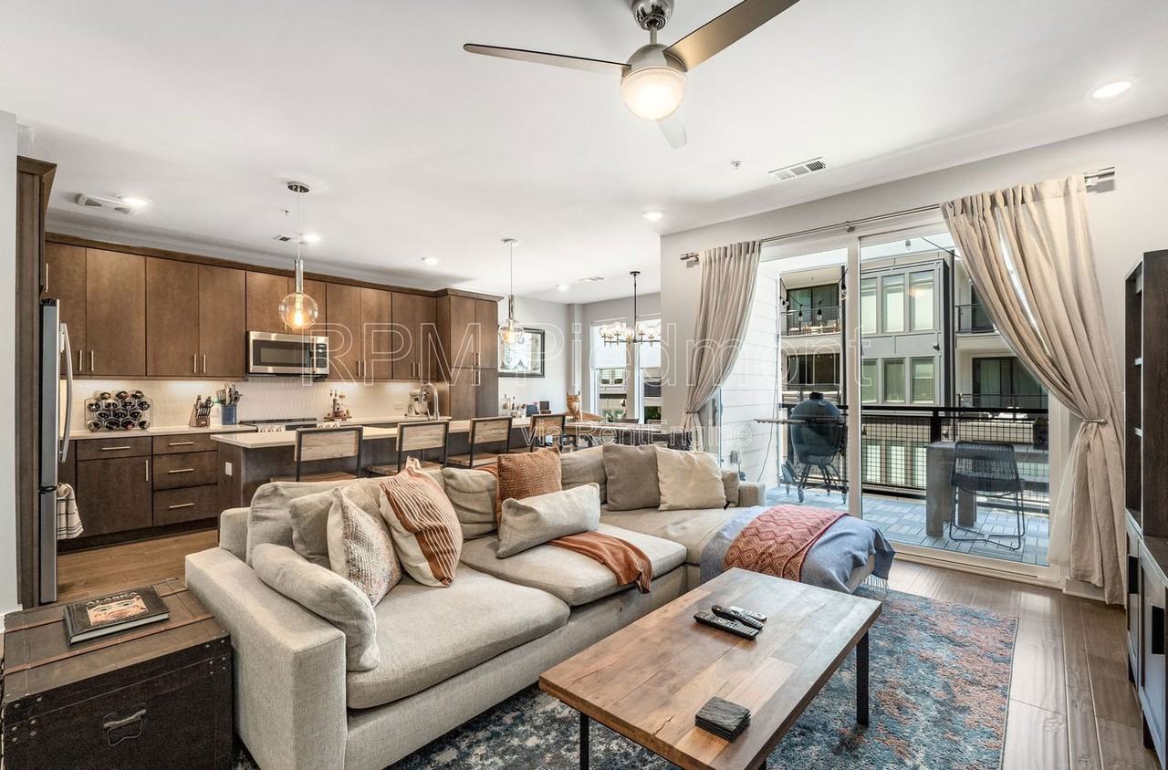 383 Pratt Dr Se #504