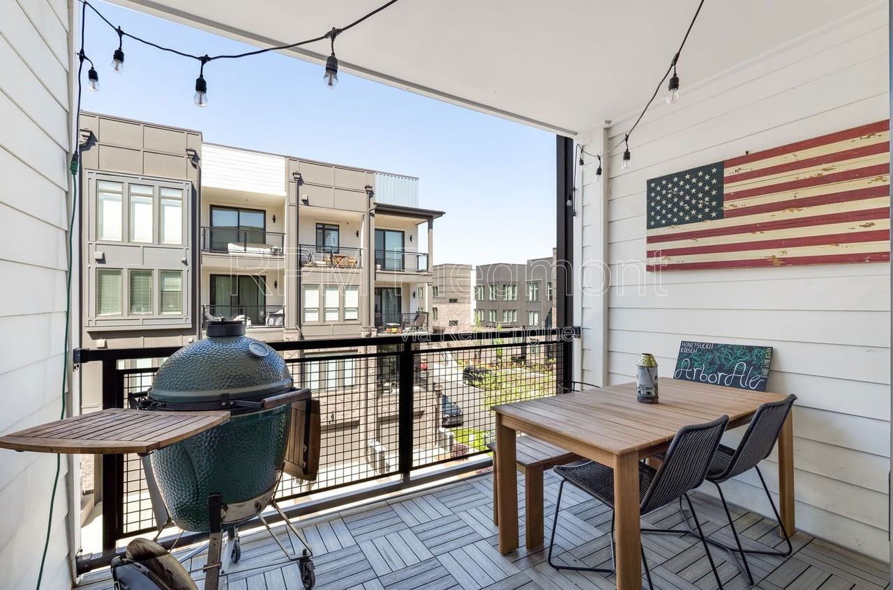 383 Pratt Dr Se #504 - Photo 6 of 43