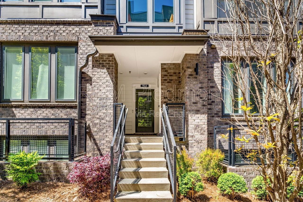 383 Pratt Dr Se #504 - Photo 7 of 43