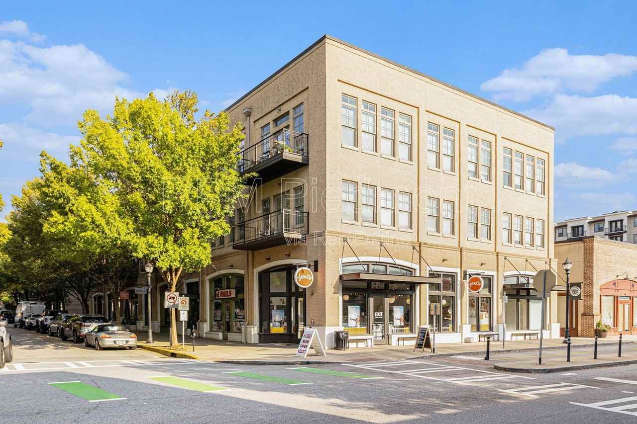 925 Garrett St Se #216 - Photo 5 of 25