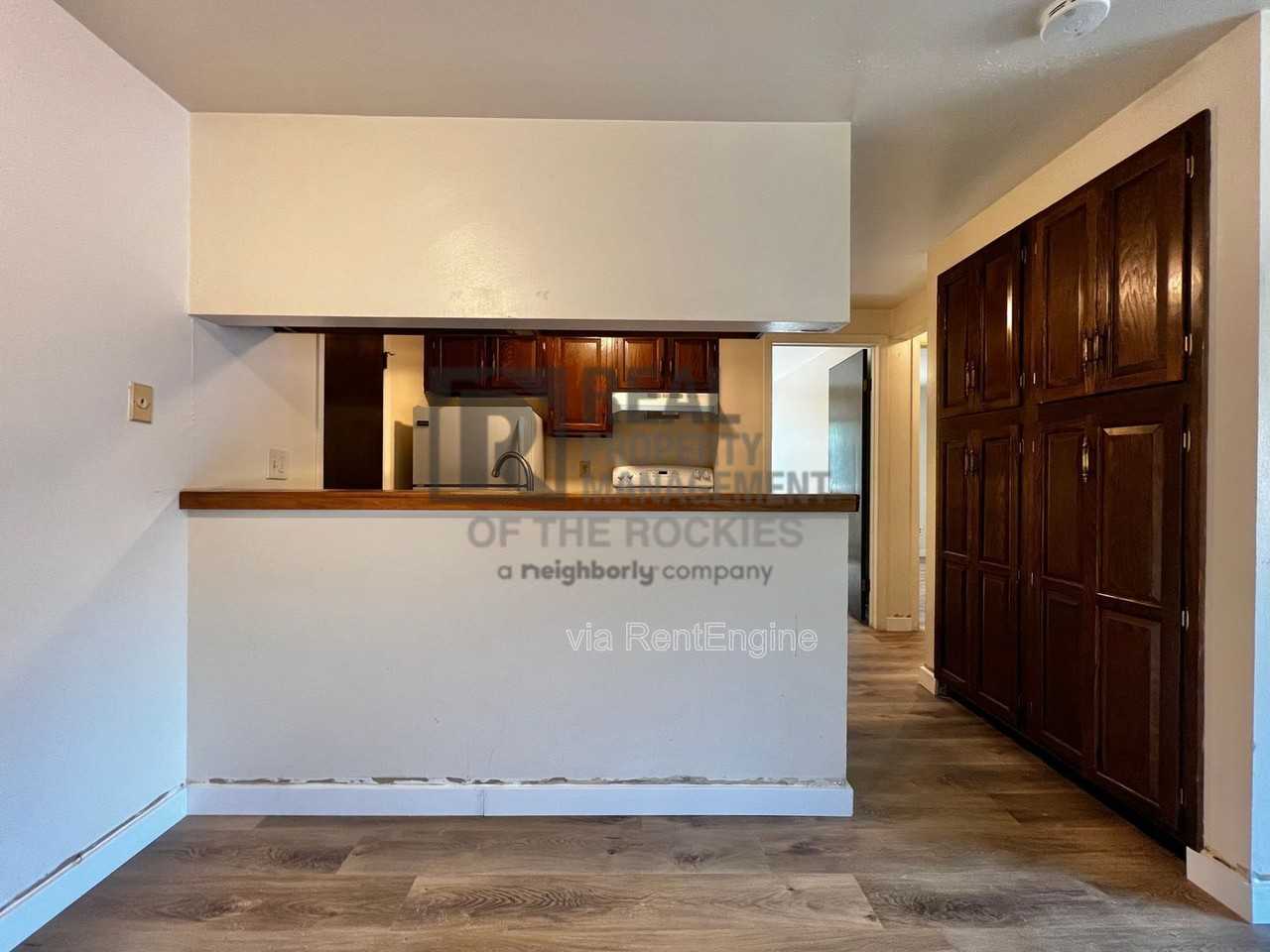 634 Mathews St #C1 - Photo 5 of 17