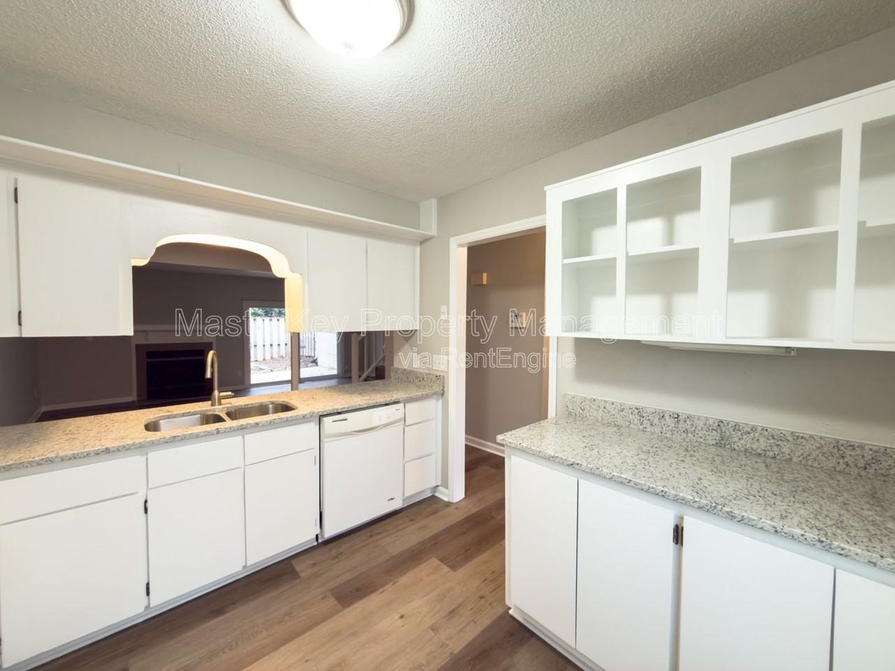 5865 Branchwood Rd - Photo 4 of 27