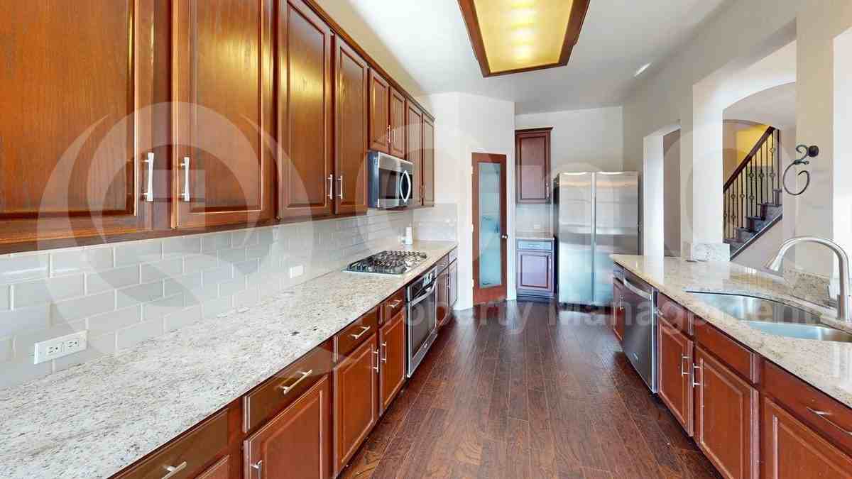 1101 Knightsbridge Dr - Photo 6 of 30