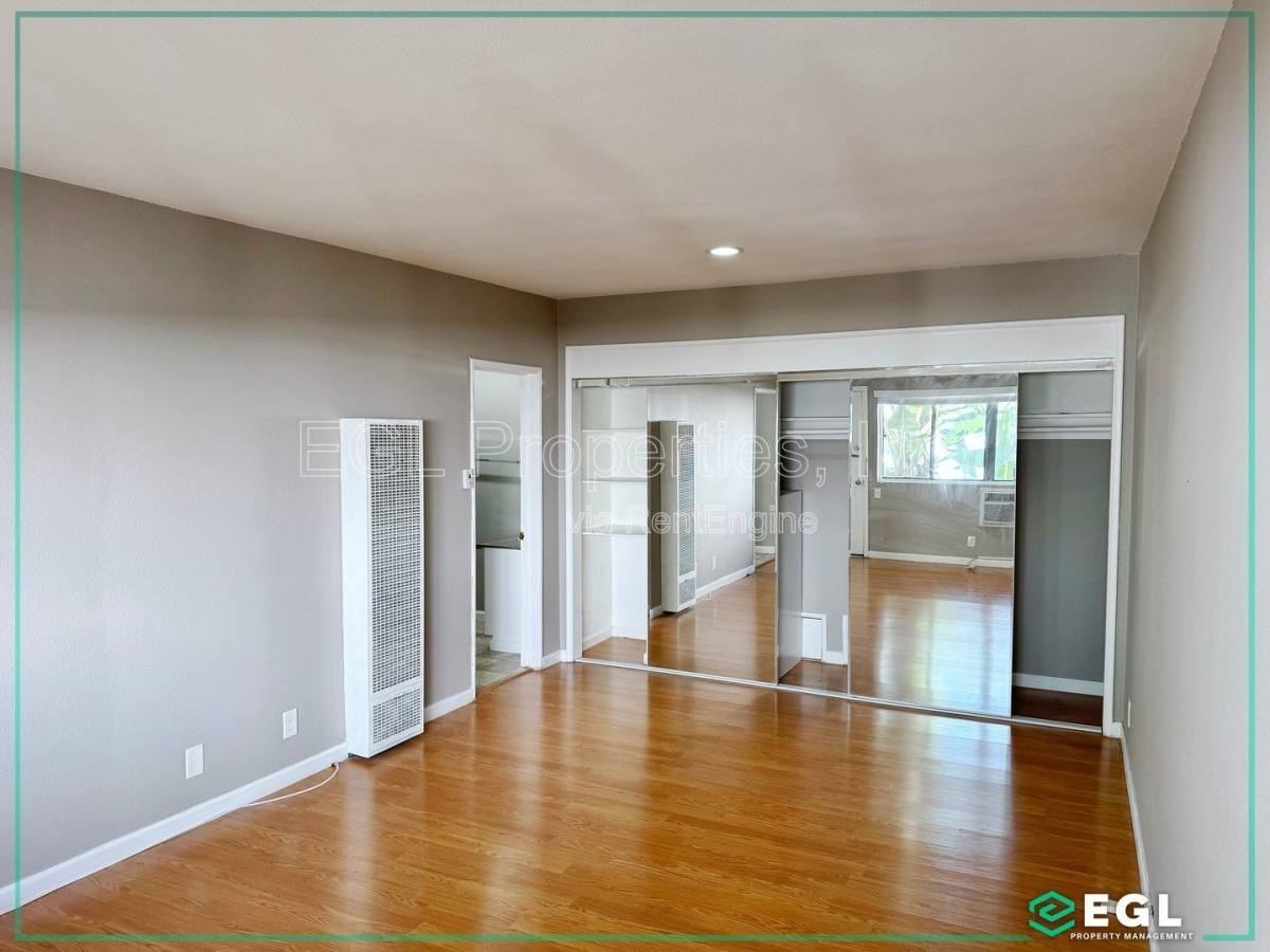 1555 N Bronson Ave #209 - Photo 2 of 10