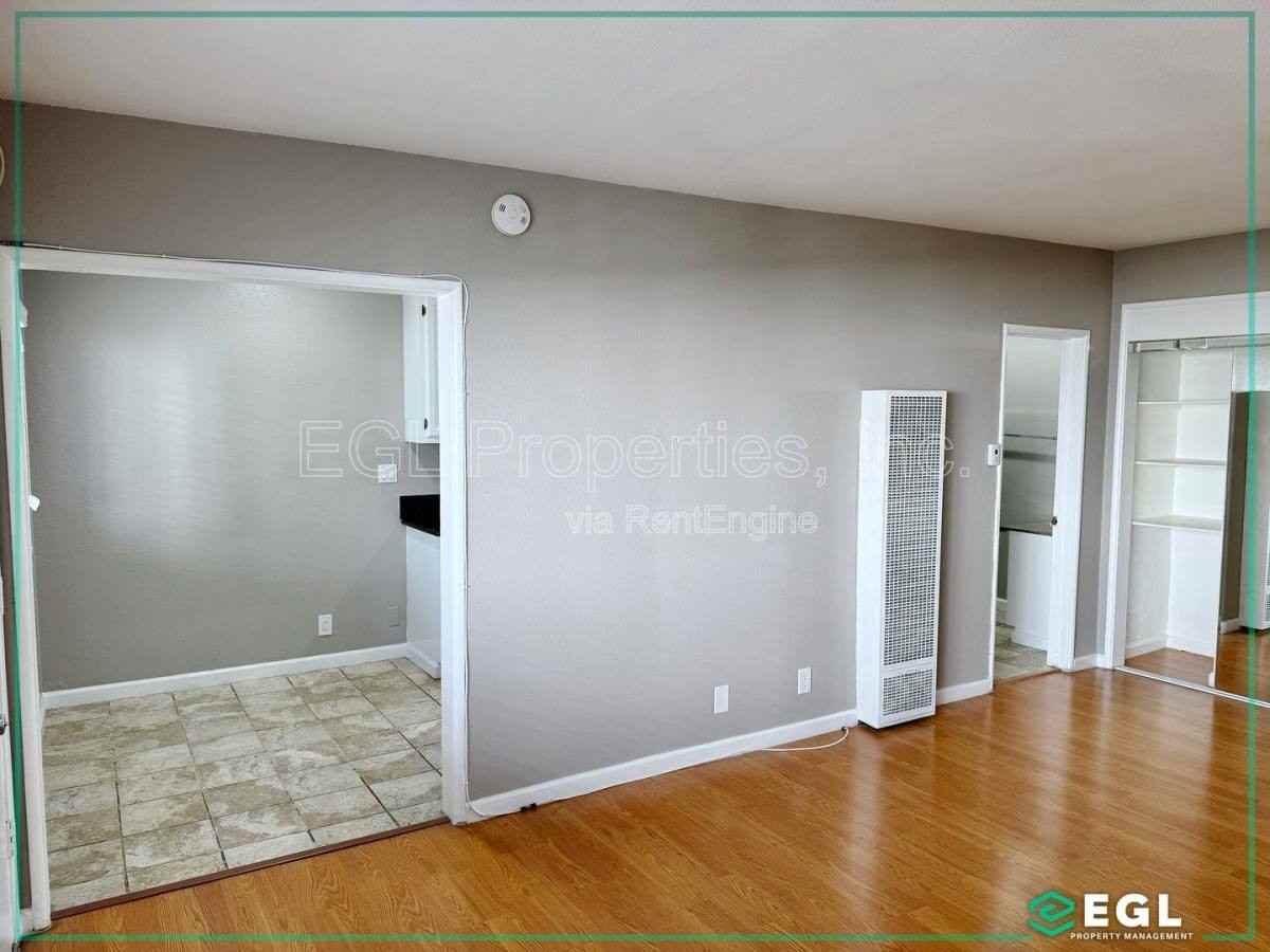 1555 N Bronson Ave #209 - Photo 6 of 10