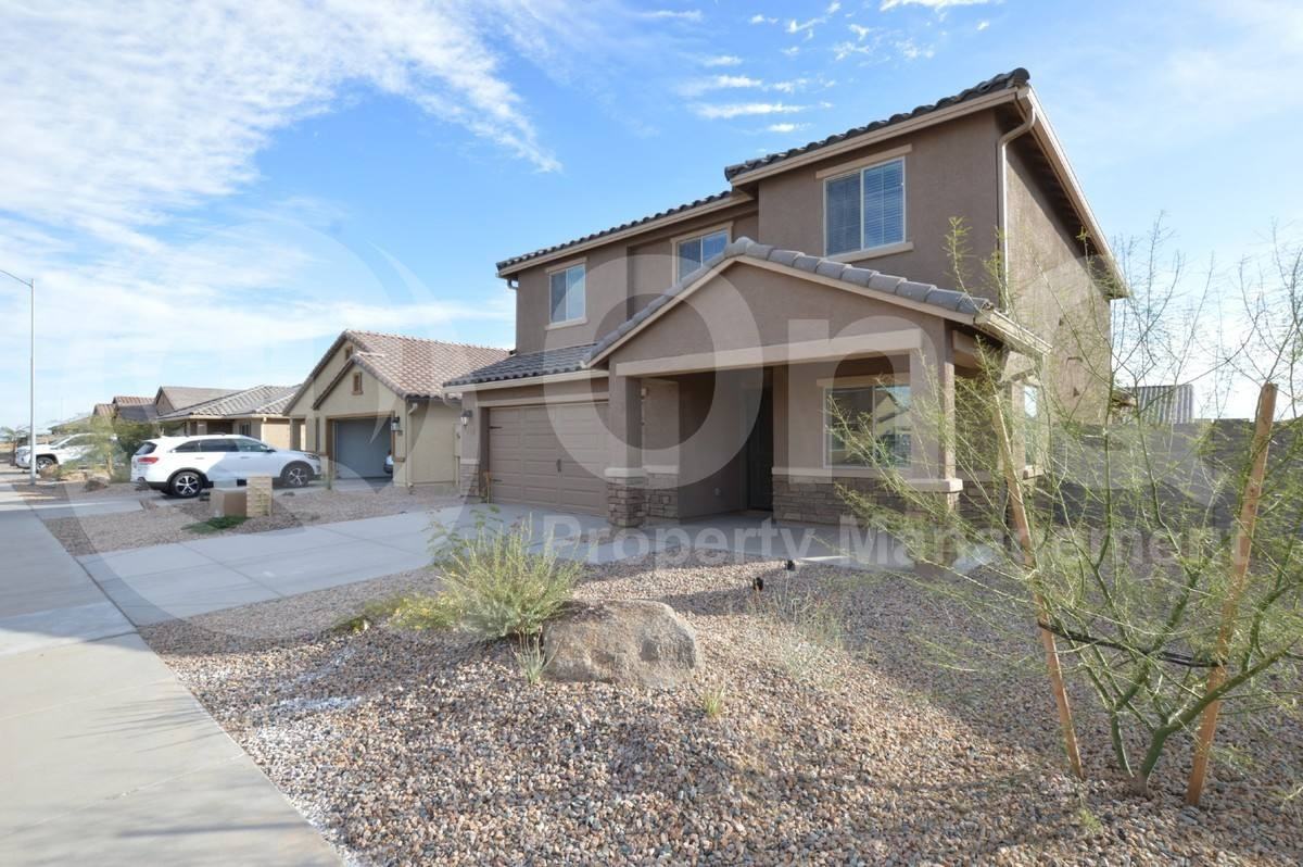 1537 E Kendall Pl - Photo 2 of 10