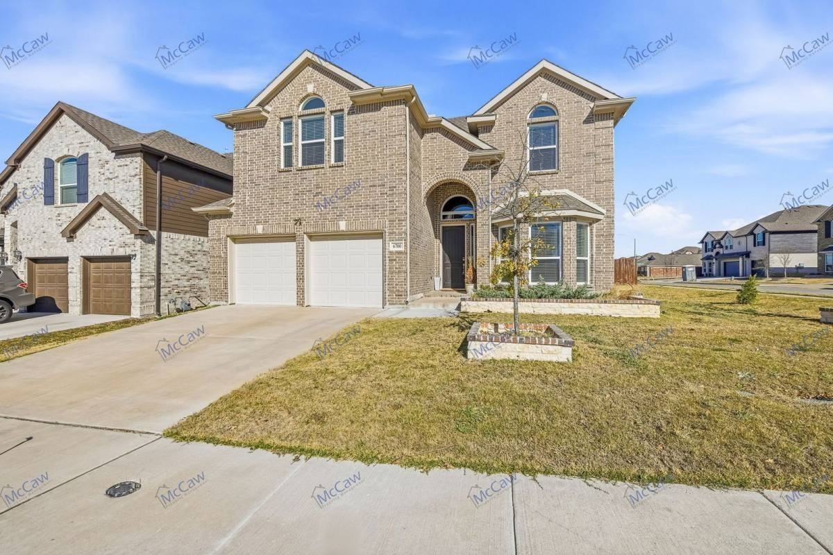 6700 Palmdale Dr - Photo 2 of 10