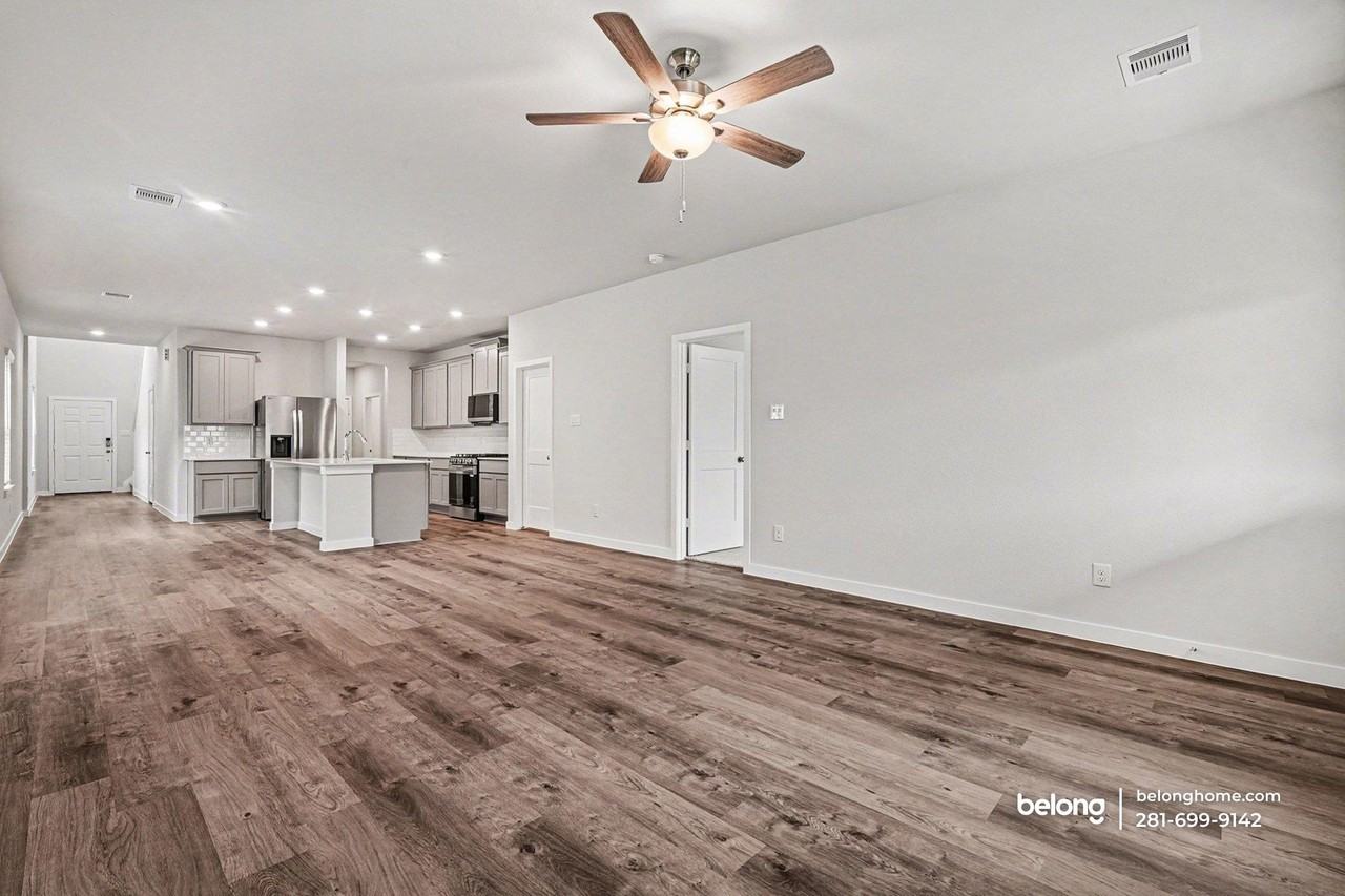 4015 Ancient Honor Dr - Photo 6 of 26