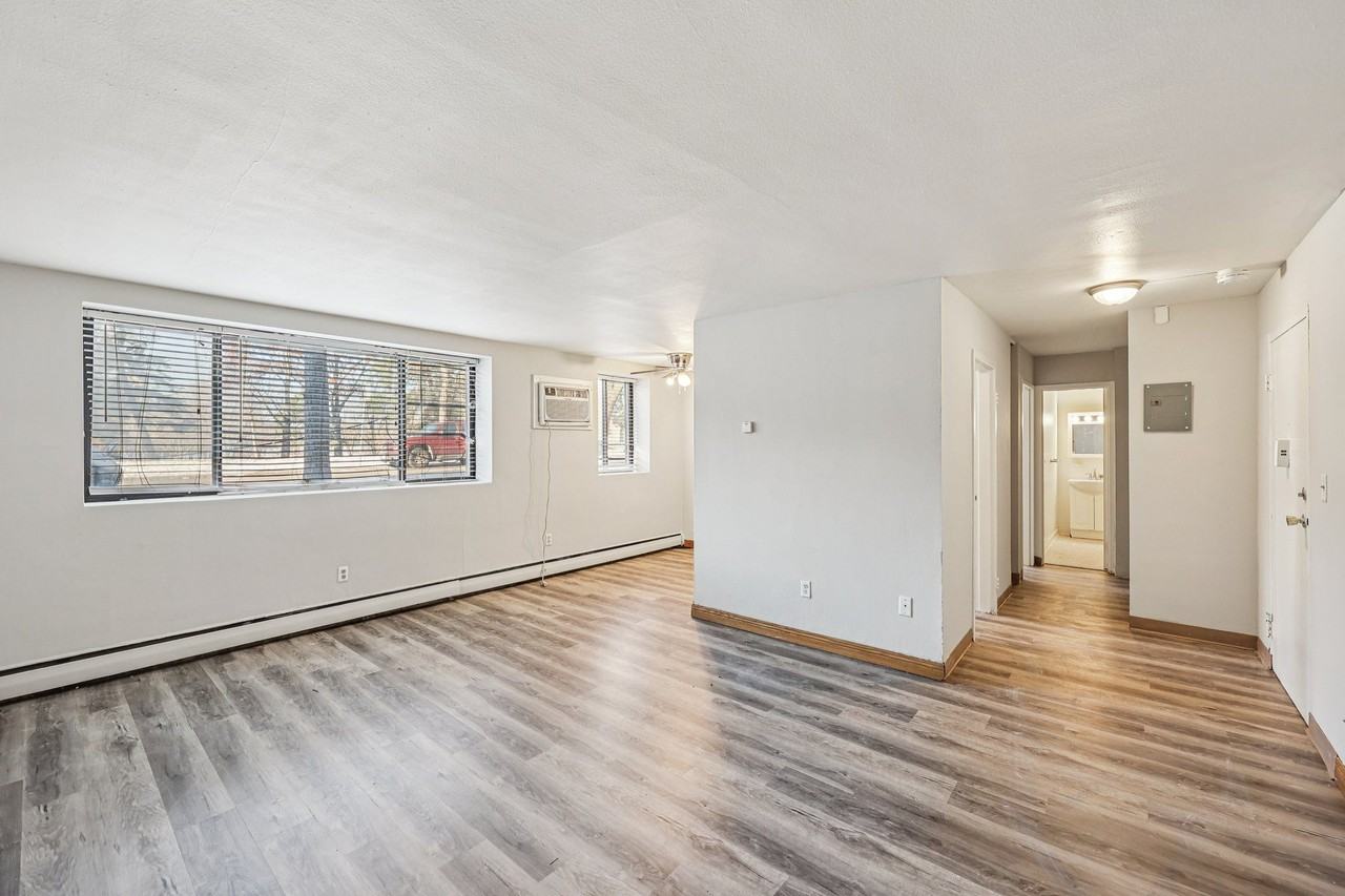 214 Place Apartments - Photo 5 of 50