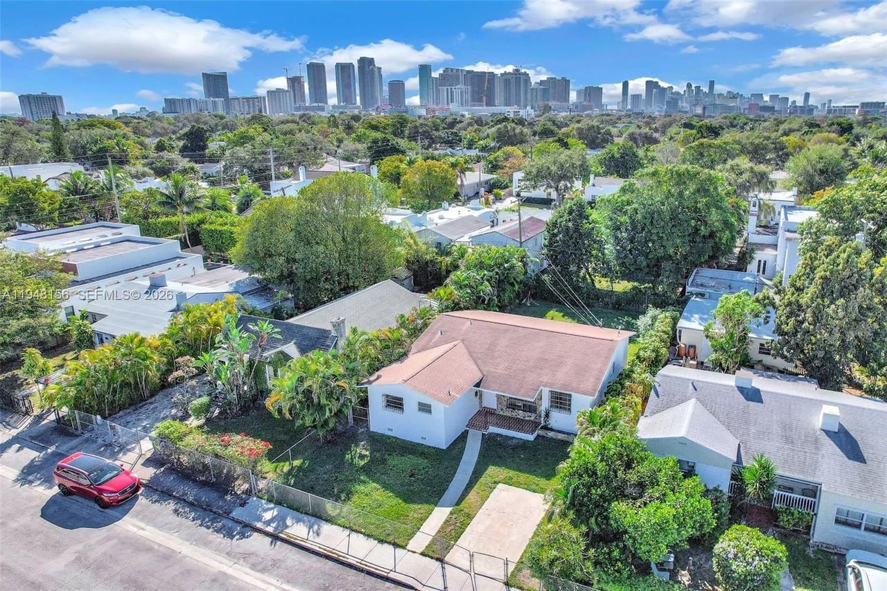 130 Nw 48th St #0 - Photo 7 of 50