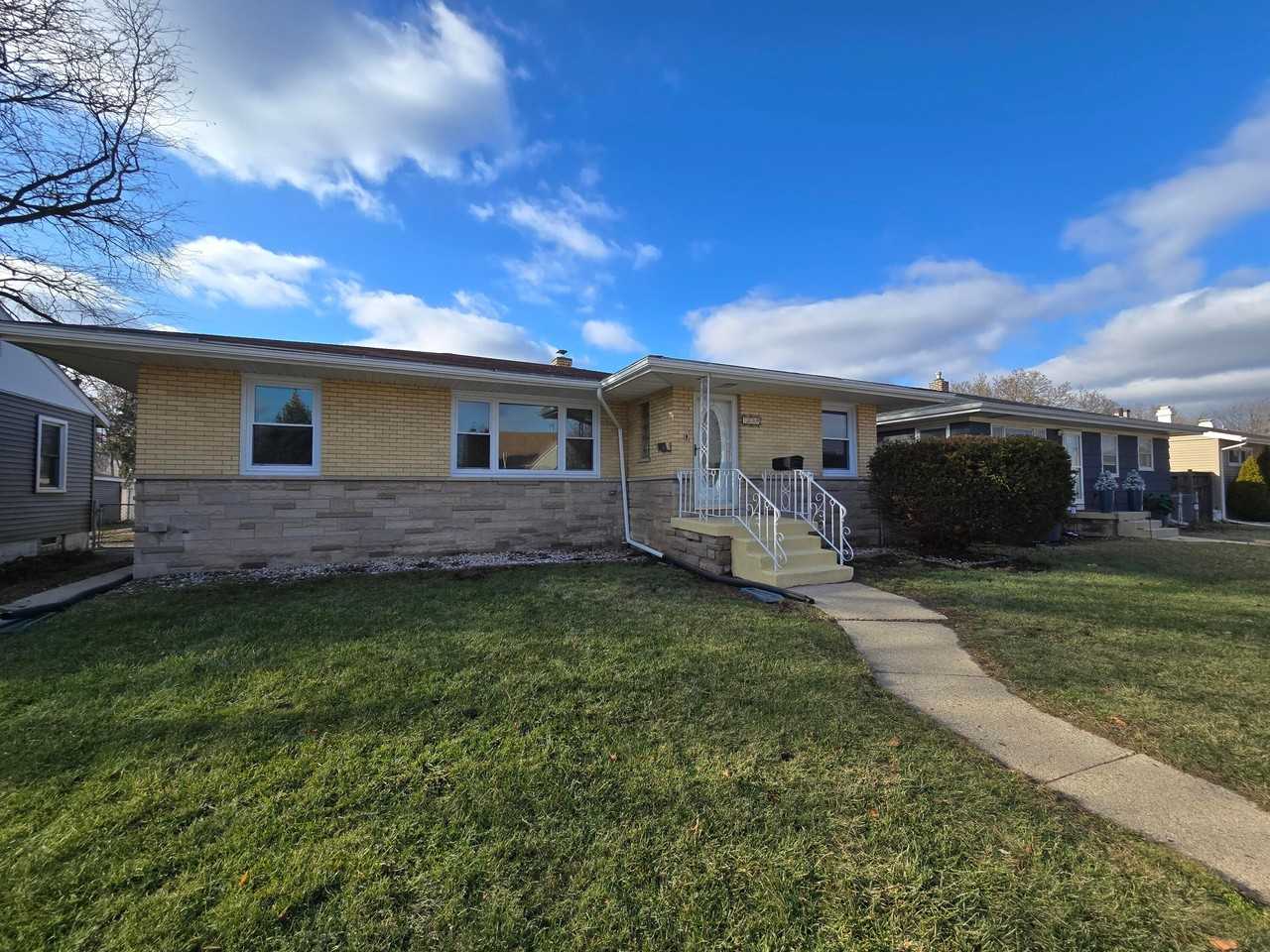 7230 Beech Ave - Photo 2 of 42