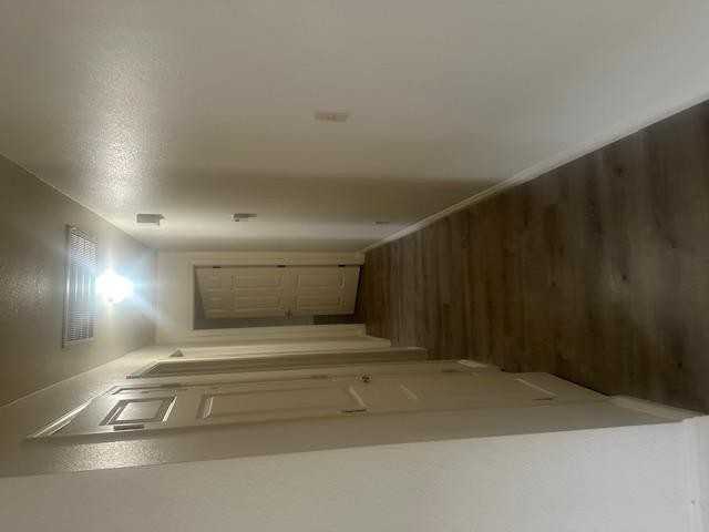 367 Church St - Photo 5 of 15