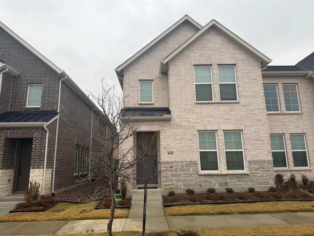 1030 Bristleleaf Way - Photo 2 of 40