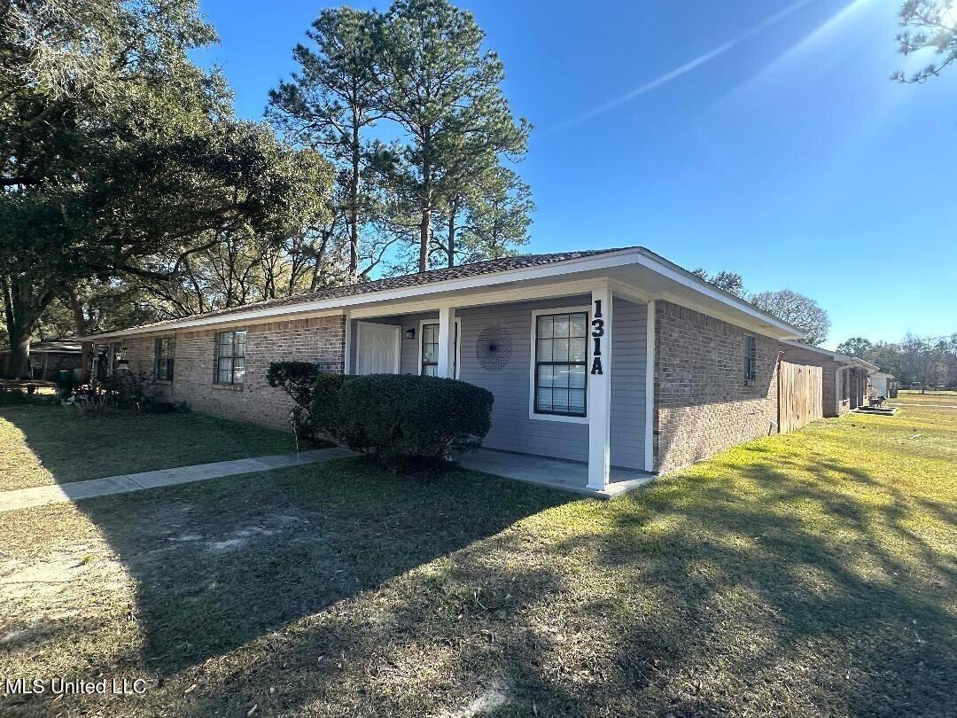 131 Via Don Ray Rd - Photo 3 of 12