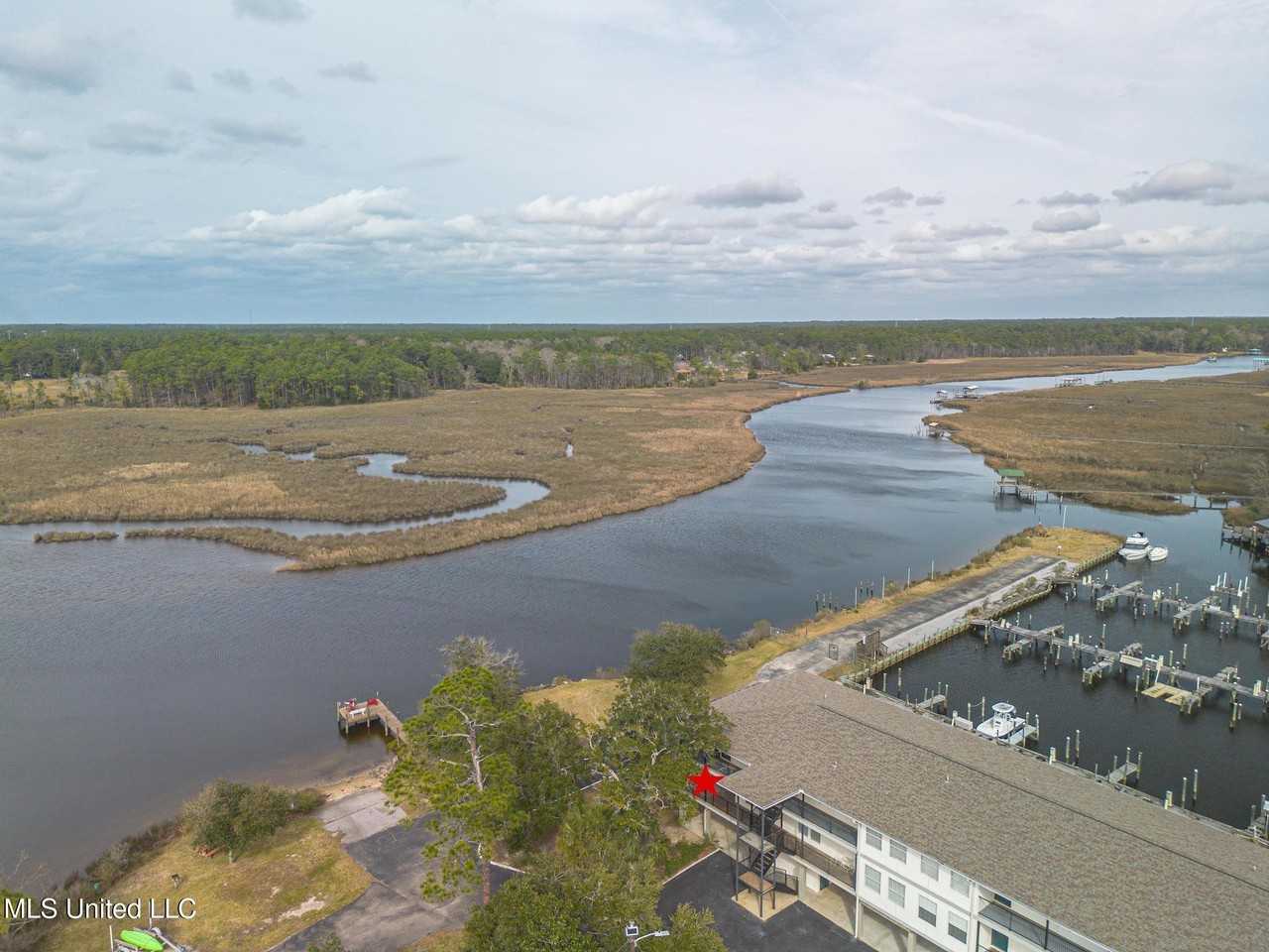 3230 Cumberland Rd - Photo 4 of 28