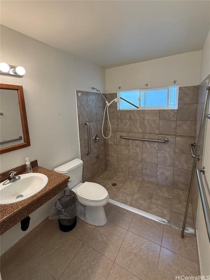 1774 Palolo Ave - Photo 7 of 11