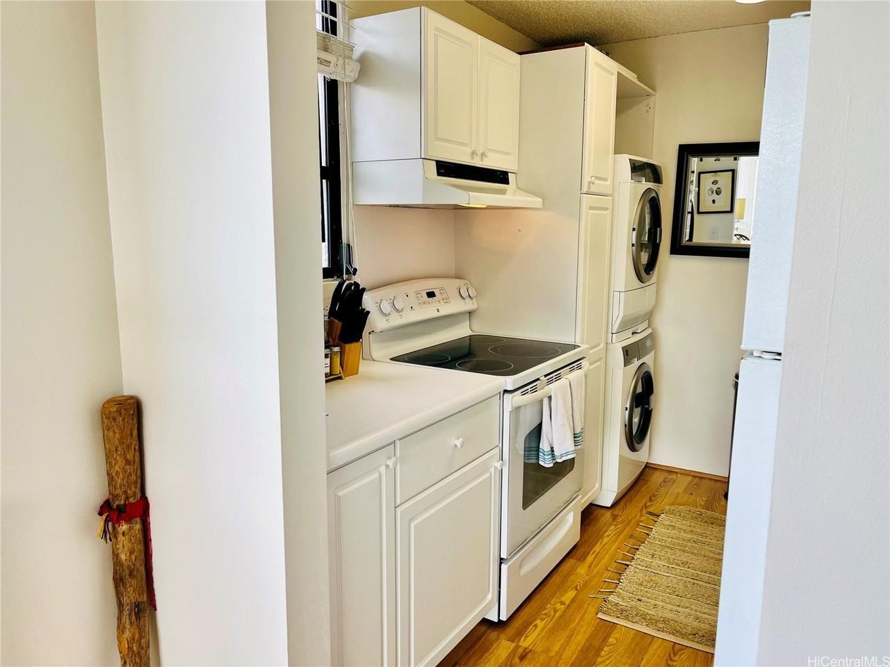 2410 Cleghorn St #3001 - Photo 4 of 24