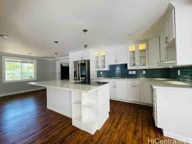 5596 Kalanianaole Hwy - Photo 3 of 11