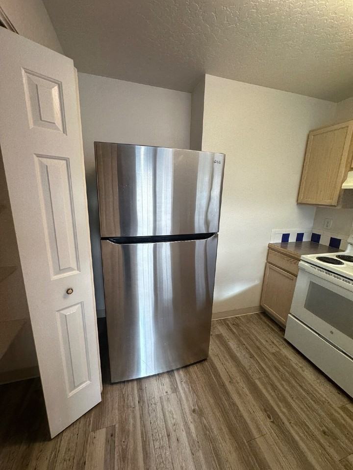 108 Davis Ave - Photo 7 of 28