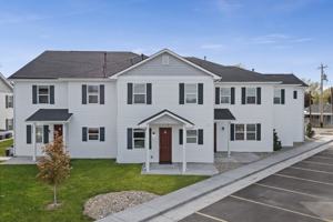 featured image of 112 Davis Ave