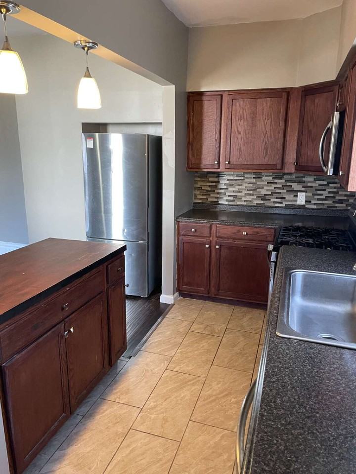 900 Punta Gorda Ave - Photo 4 of 11