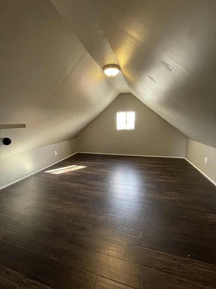 900 Punta Gorda Ave - Photo 7 of 11