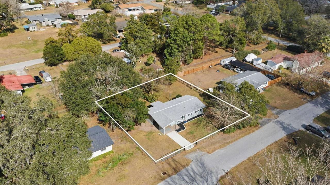 1001 Ne 43rd St - Photo 4 of 24