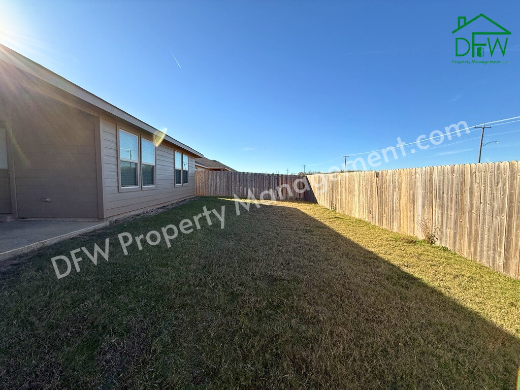 10530 Fort Cibolo Trl - Photo 3 of 40