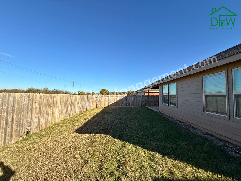 10530 Fort Cibolo Trl - Photo 4 of 40